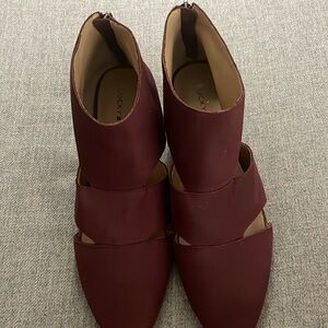 Lucky Brand Shoes Ralwan Bootie Burgundy Leather Ankle Cut Out Casual Zip Sz 9.5